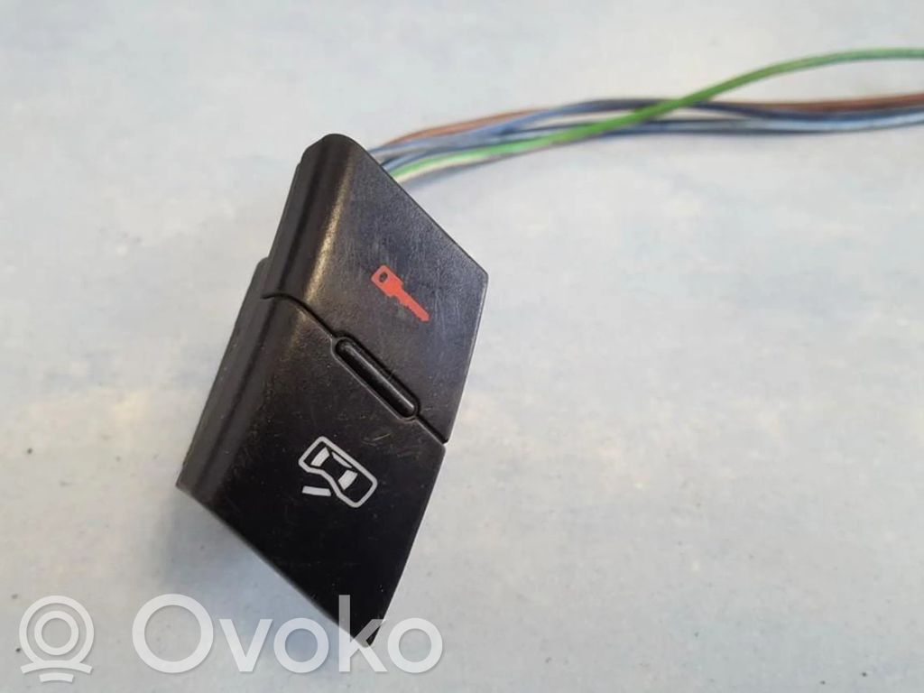 Audi A6 S6 C5 4B Central locking switch button 