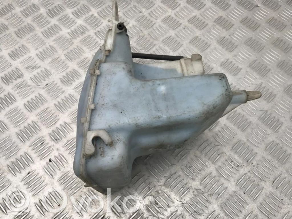 Toyota Corolla E110 Tuulilasinpesimen nestesäiliö 