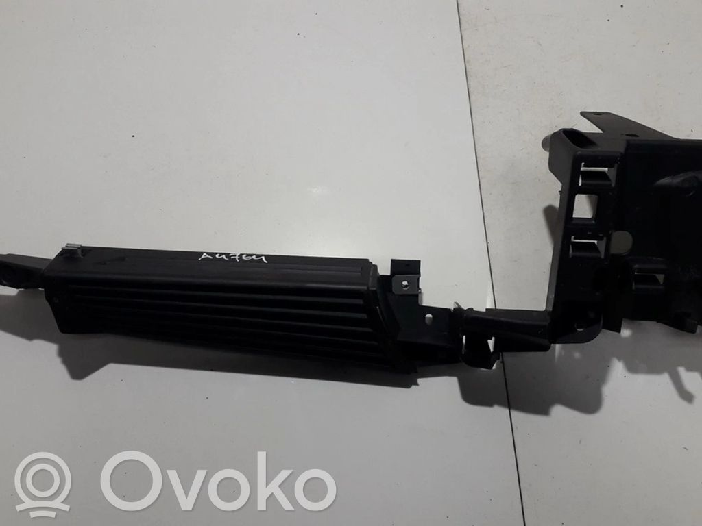 BMW 3 E90 E91 Otros repuestos del interior 
