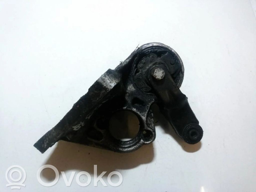 Peugeot 206 Engine mounting bracket 