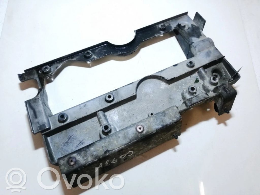 Volvo S40, V40 Pokrywa zaworów 