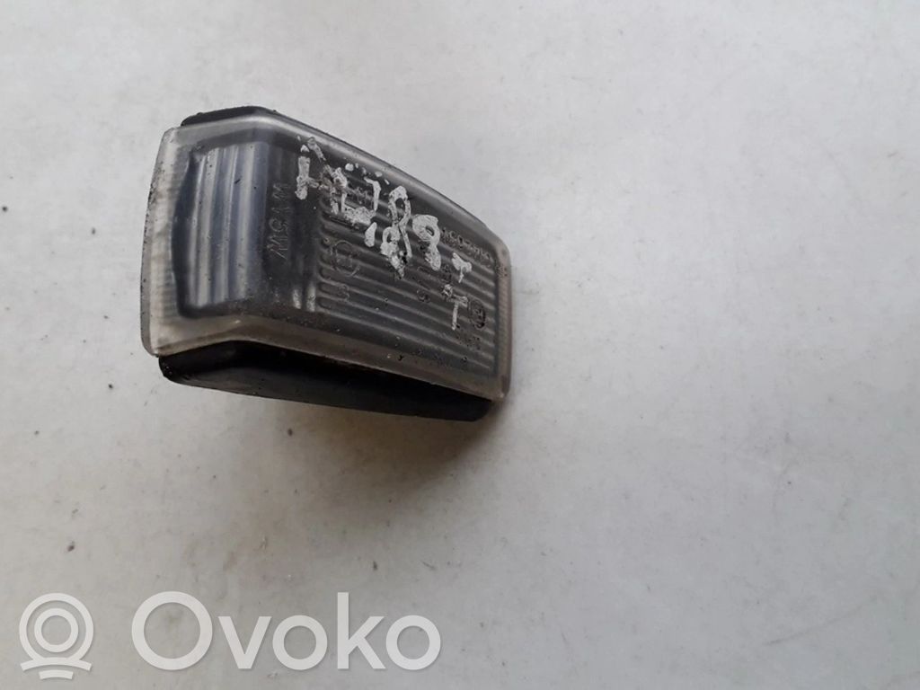 Volvo S40, V40 Indicatore di direzione del parafango anteriore 