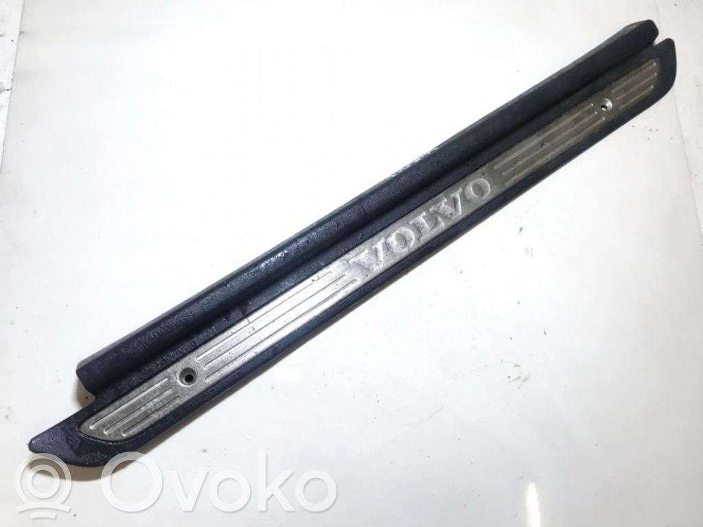 Volvo S40, V40 Capac prag față 
