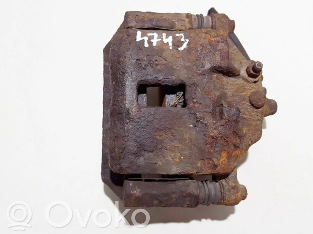 Étrier de frein avant