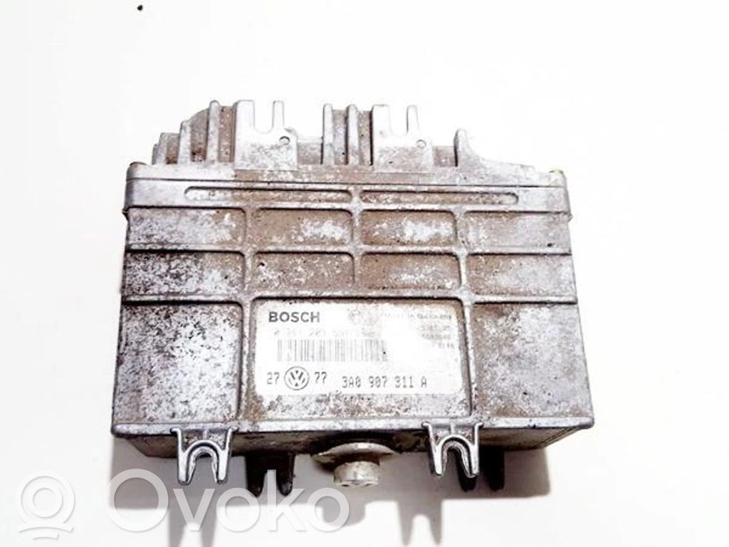 Volkswagen Golf III Unitate/modul de control motor 