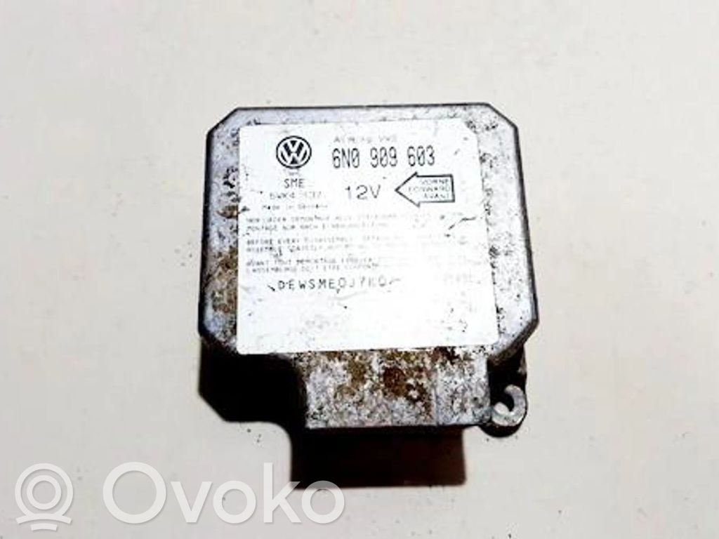 Volkswagen Golf III Unitate/modul de comandă airbaguri 