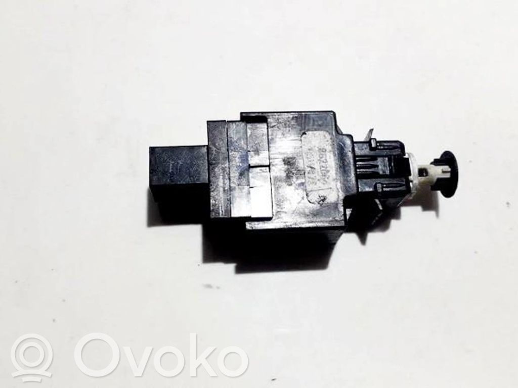 Comutator senzor pedală frână   8622064,00W054,00W054,8622064