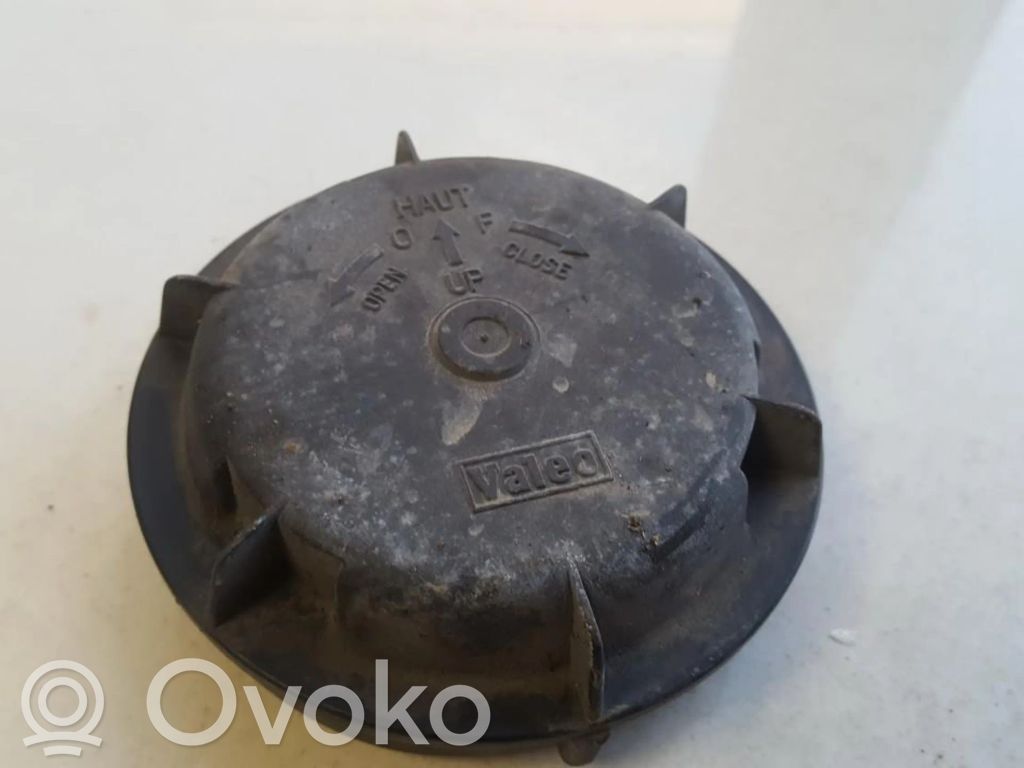 Deckel Abdeckung Scheinwerfer   89001811,89001811
