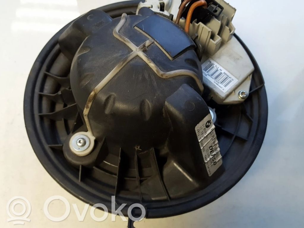 BMW 3 E46 Mazā radiatora ventilators 