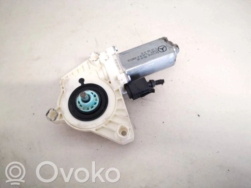 Mercedes-Benz A W169 Motor macara geam ușă față 