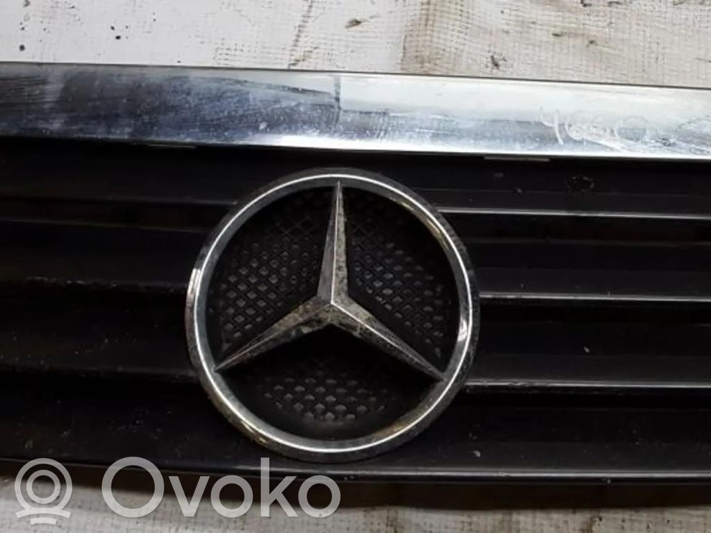 Mercedes-Benz A W168 Etusäleikkö