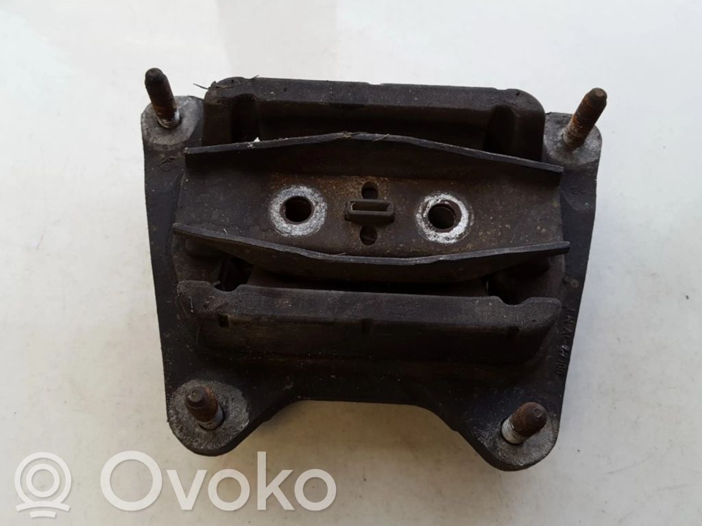 Moottorin kiinnikekorvake   NH1040F1,NH1040F1