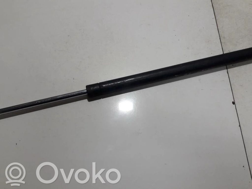 Mitsubishi Galant Vérin de capot arrière 