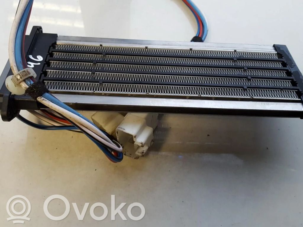 Toyota Avensis T270 Radiateur électrique de chauffage auxiliaire