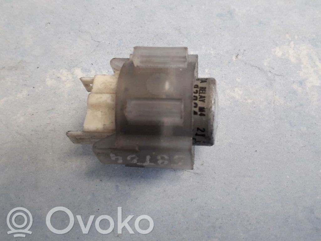 Toyota Previa (XR10, XR20) I Sonstige Relais 