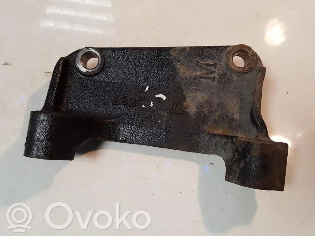 Toyota RAV 4 (XA20) Halterung Lager Motor 
