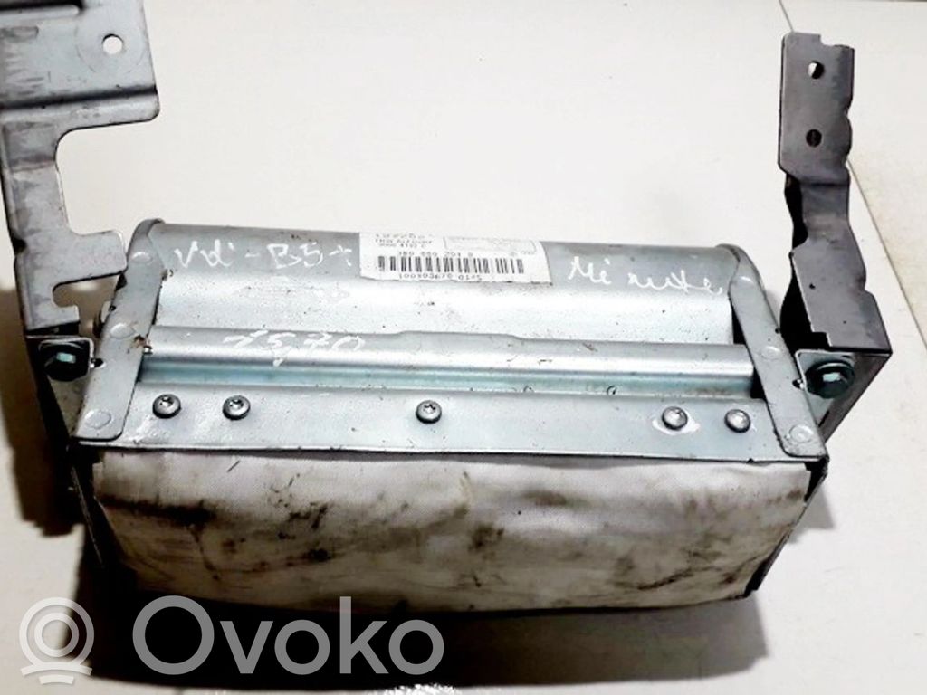 Volkswagen PASSAT B5.5 Airbag pasager 