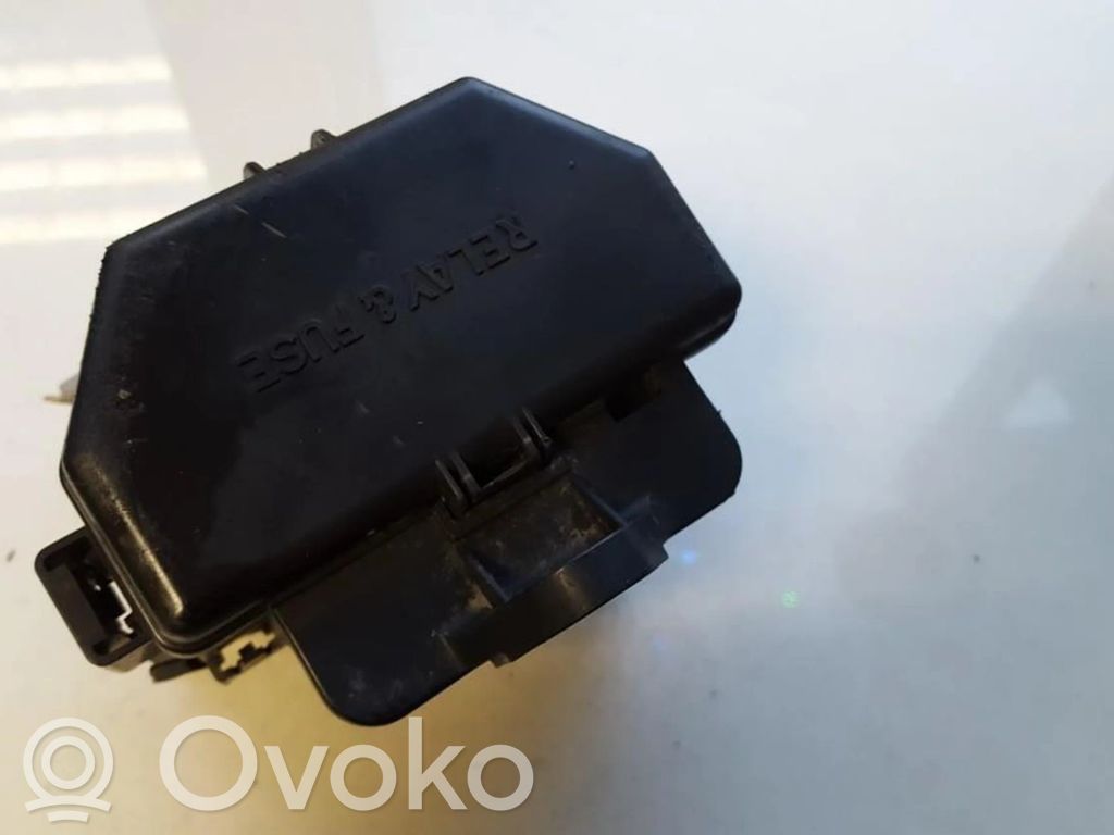 Toyota RAV 4 (XA20) Set cutie siguranțe 