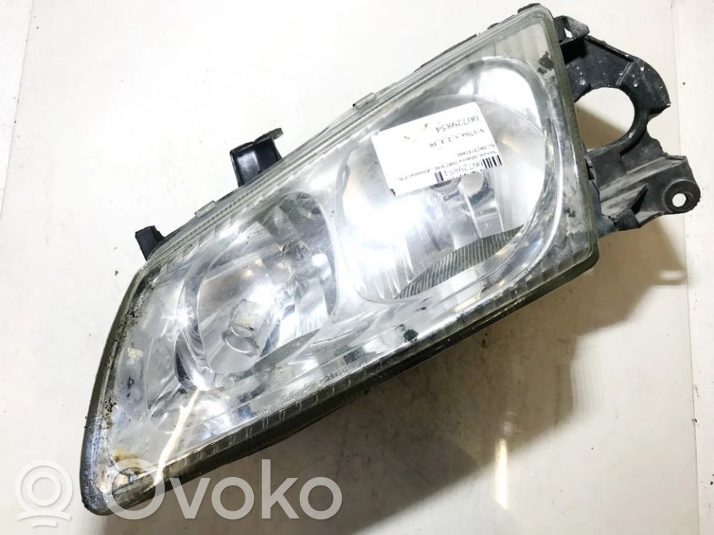 Nissan Almera N16 Lampa przednia 