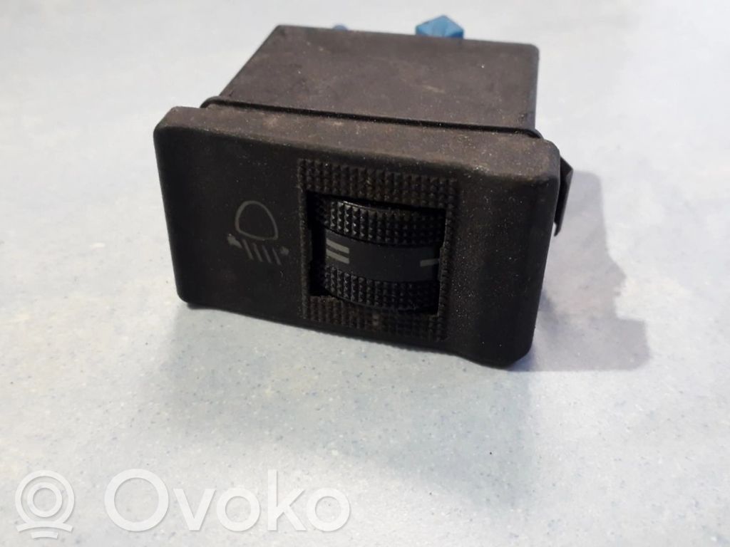 Audi A6 S6 C4 4A Interruttore di regolazione livello altezza dei fari 