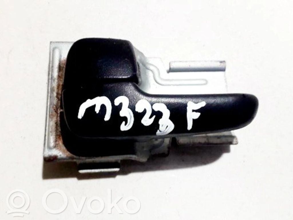 Mazda 323 F Maniglia interna per portiera anteriore 