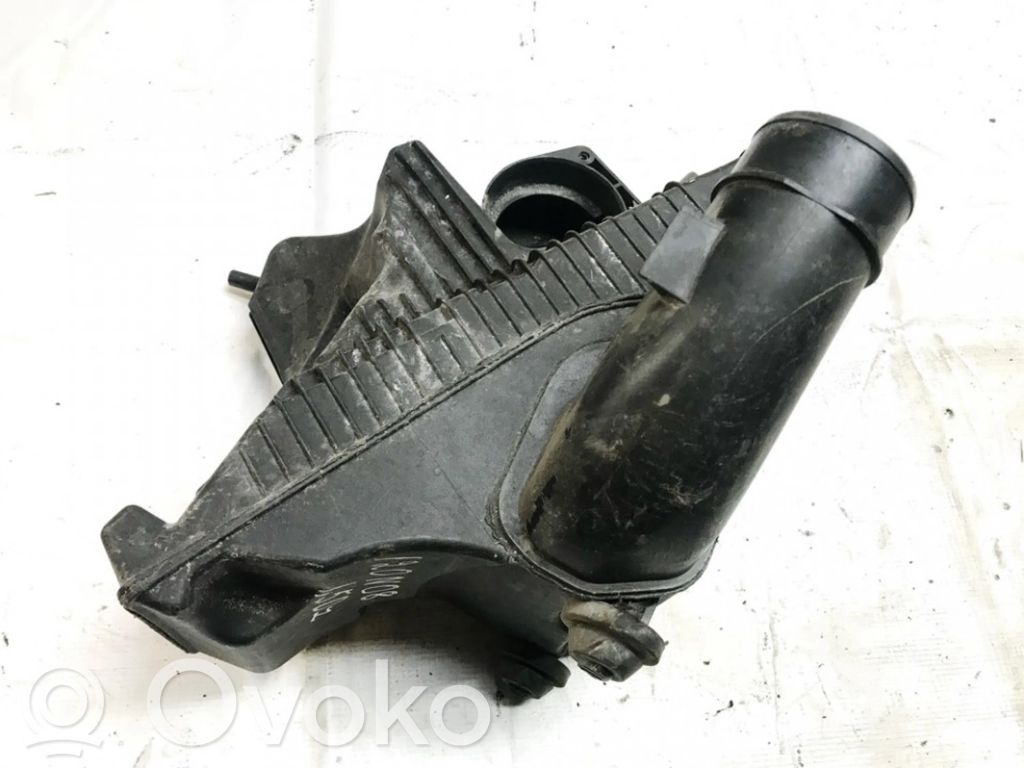 Caja del filtro de aire   8200366696,8200366696