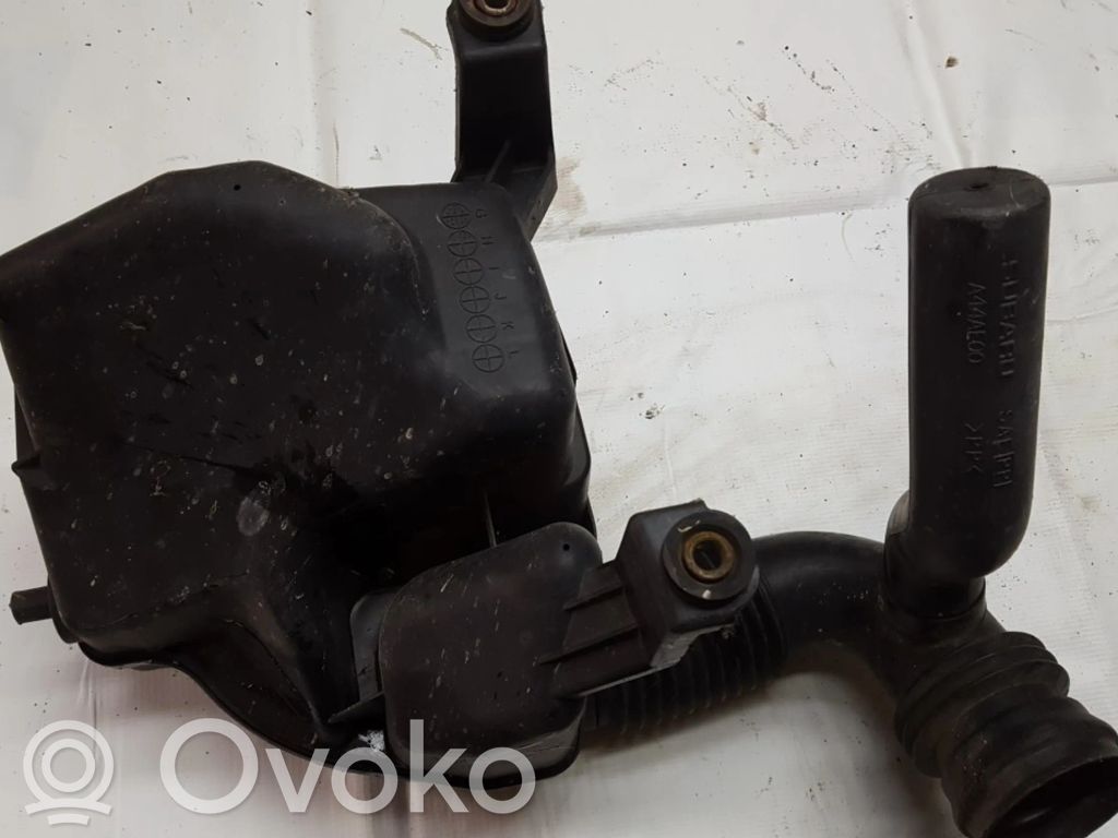 Subaru Legacy Air filter box 