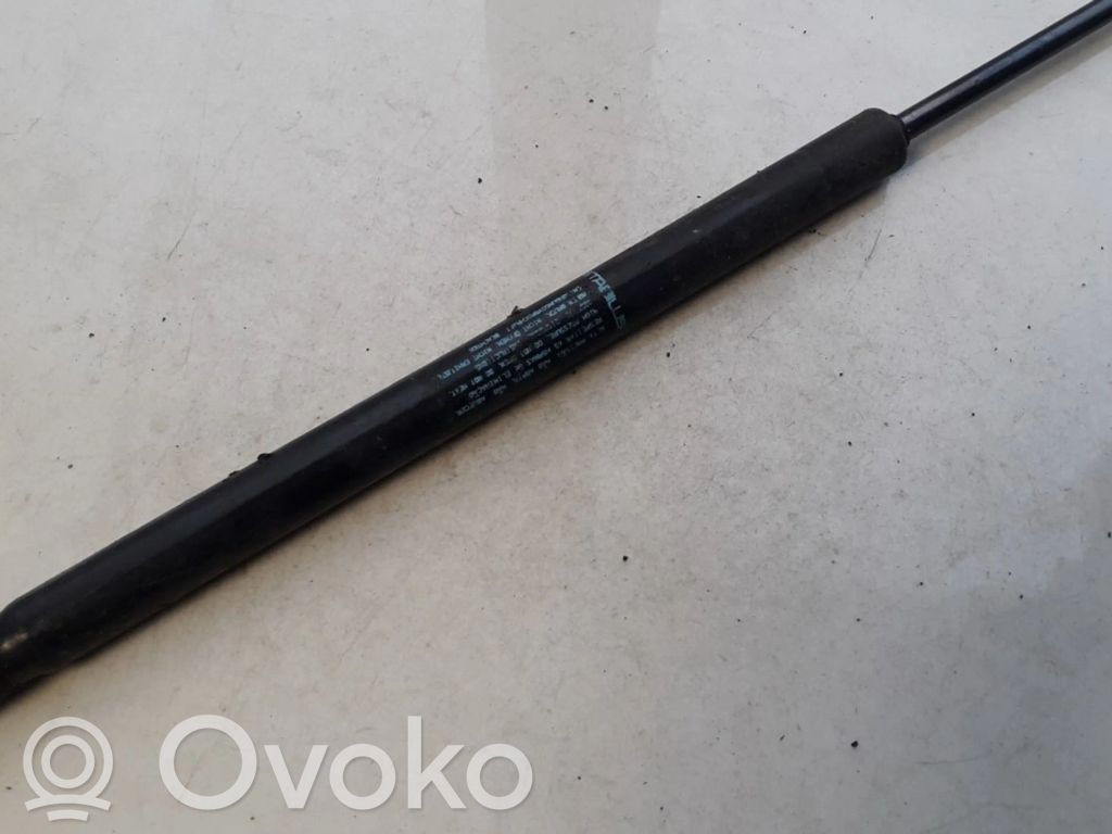Volkswagen Golf IV Amortyzator klapy tylnej bagażnika 