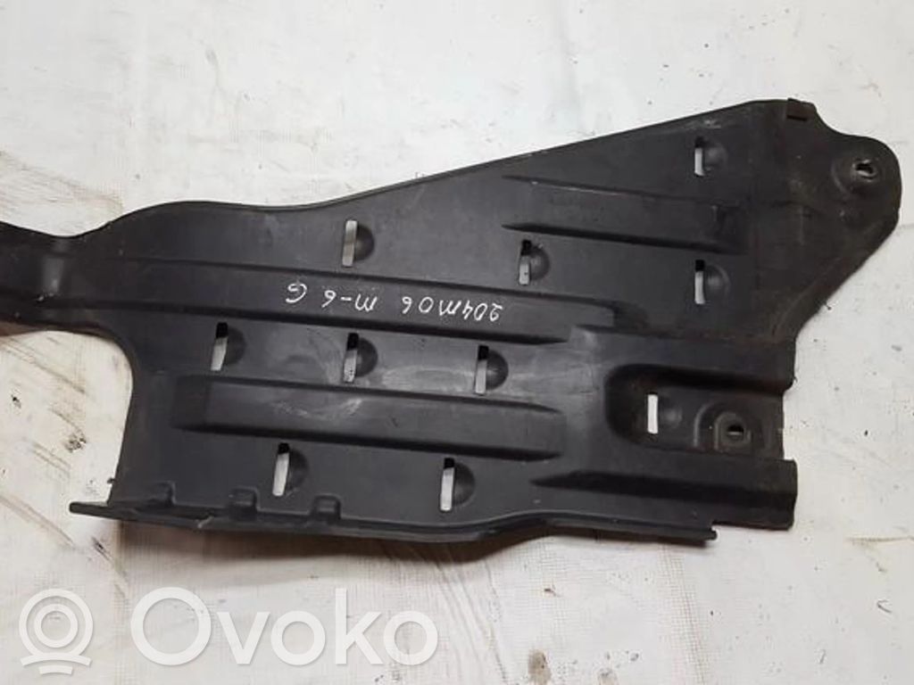 Mazda 6 Variklio dugno apsauga 