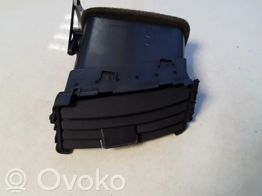 Toyota Corolla Verso AR10 Grilă ventilație/ramă laterală bord