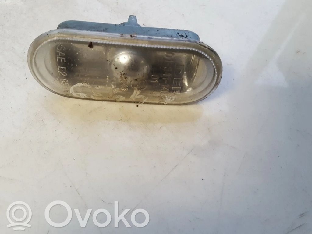 Volkswagen Golf III Seitenblinker 