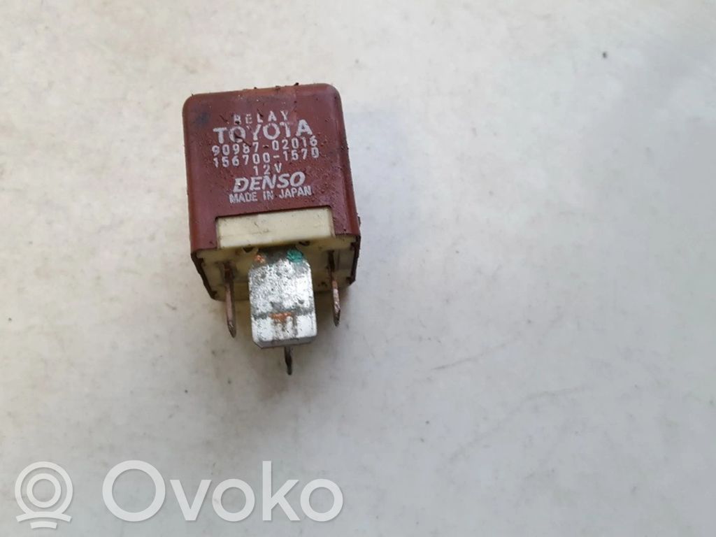 Toyota Avensis Verso Alte relee 