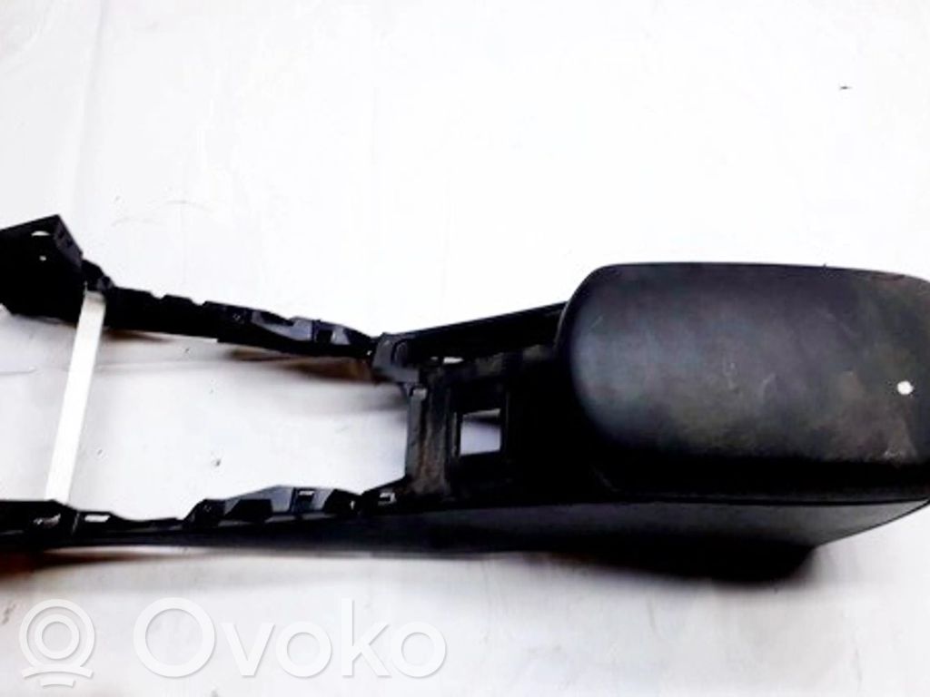Toyota RAV 4 (XA30) Bracciolo