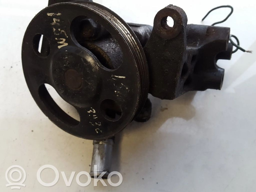 Ohjaustehostimen pumppu