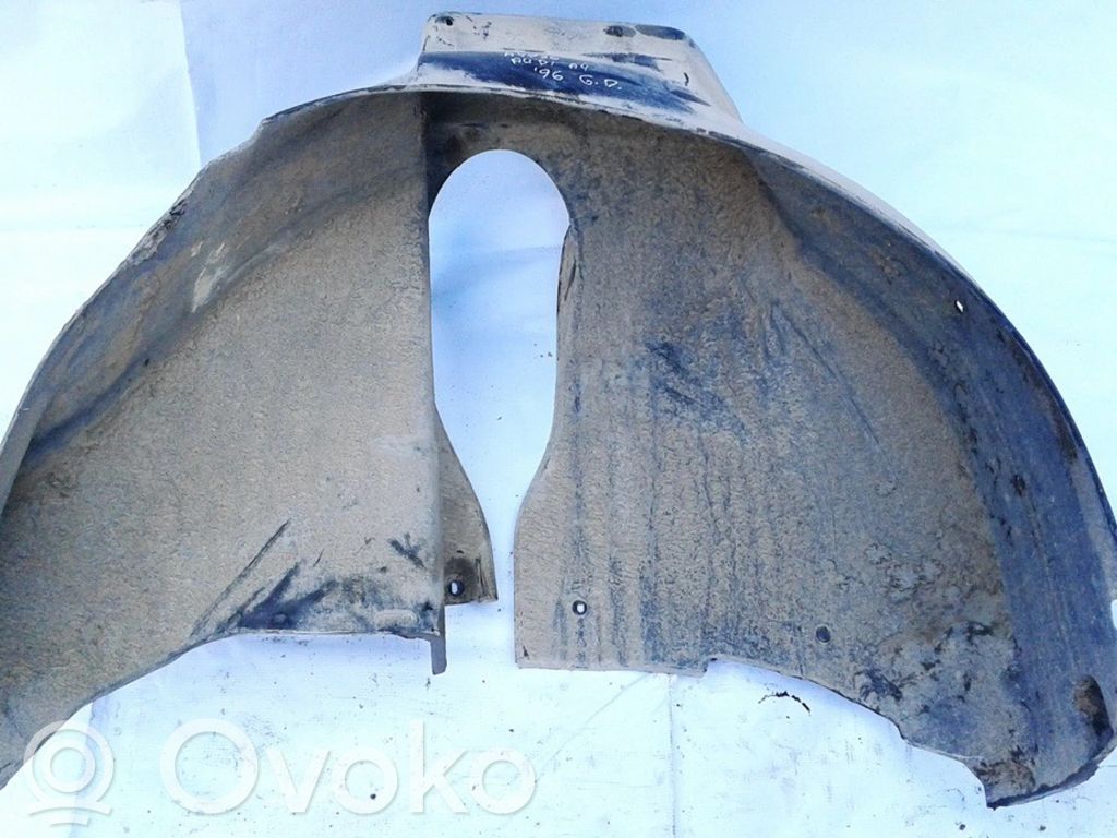 Takapyörän sisälokasuojat   8D0810172,8D0810172