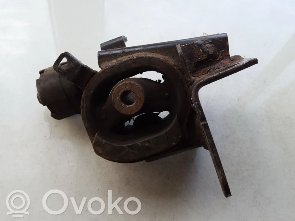 Toyota Corolla E120 E130 Подушка двигателя 