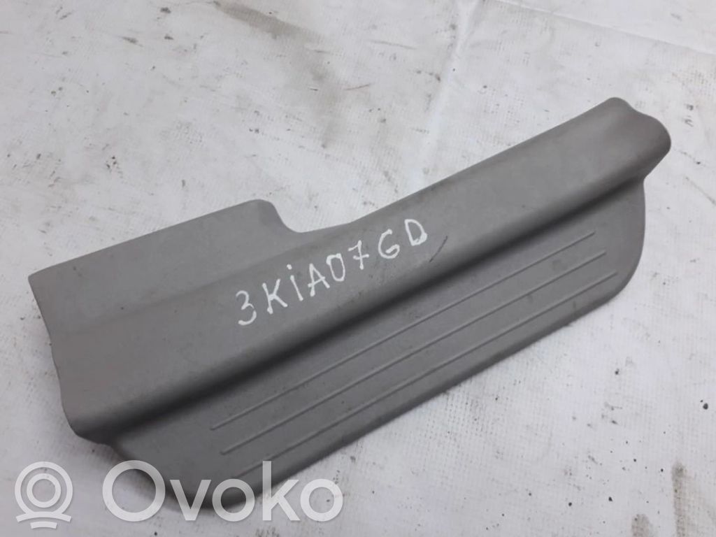 KIA Ceed Copertura del rivestimento del sottoporta posteriore 