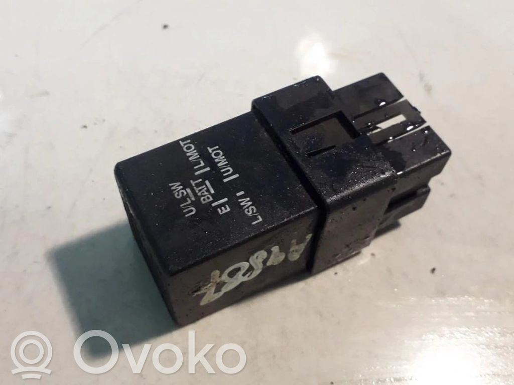 Sonstige Relais   MB954185,72TM200,72TM200,MB954185