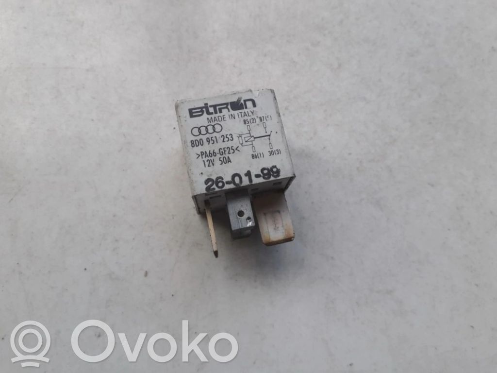 Volkswagen PASSAT B5 Altri relè