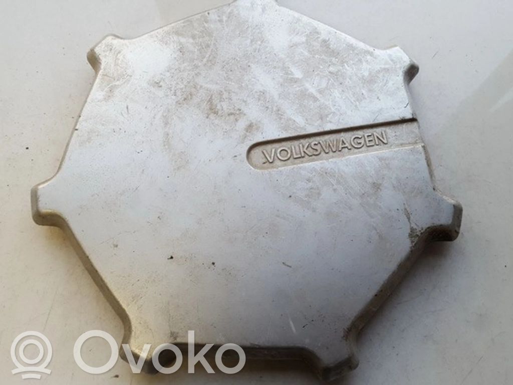 Volkswagen PASSAT B4 Borchia ruota originale 