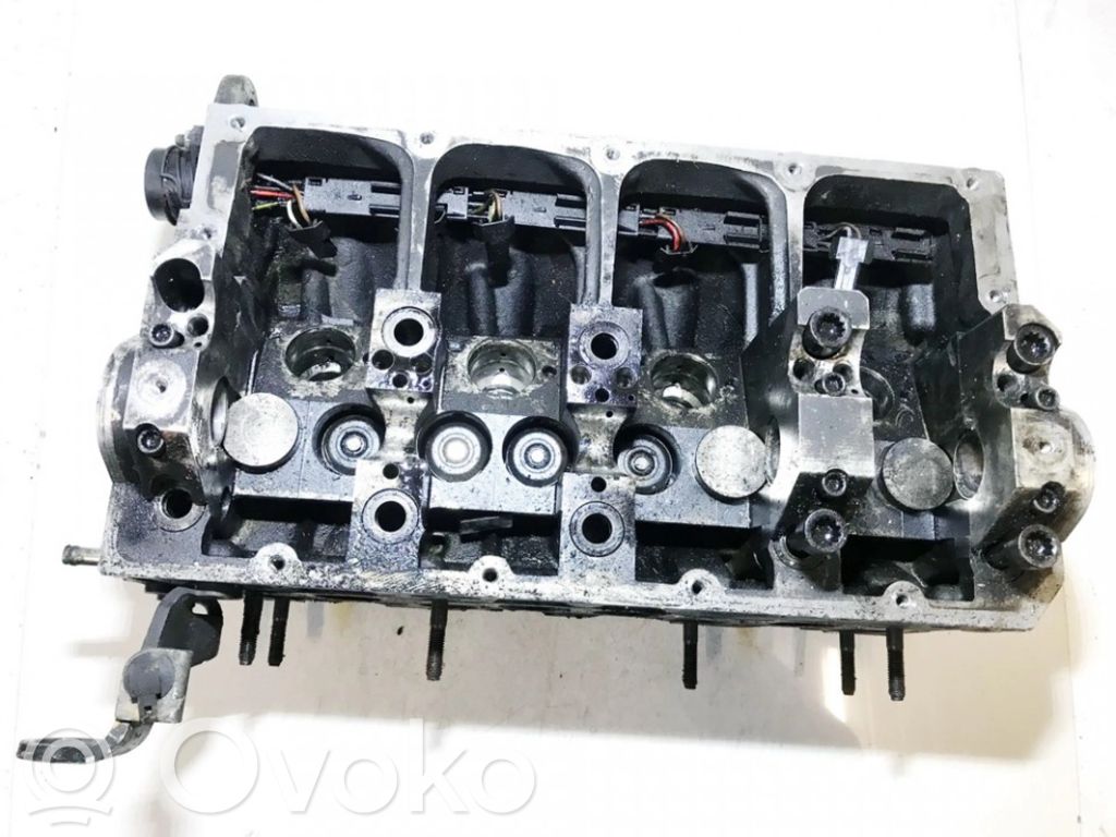 Volkswagen PASSAT B5 Testata motore