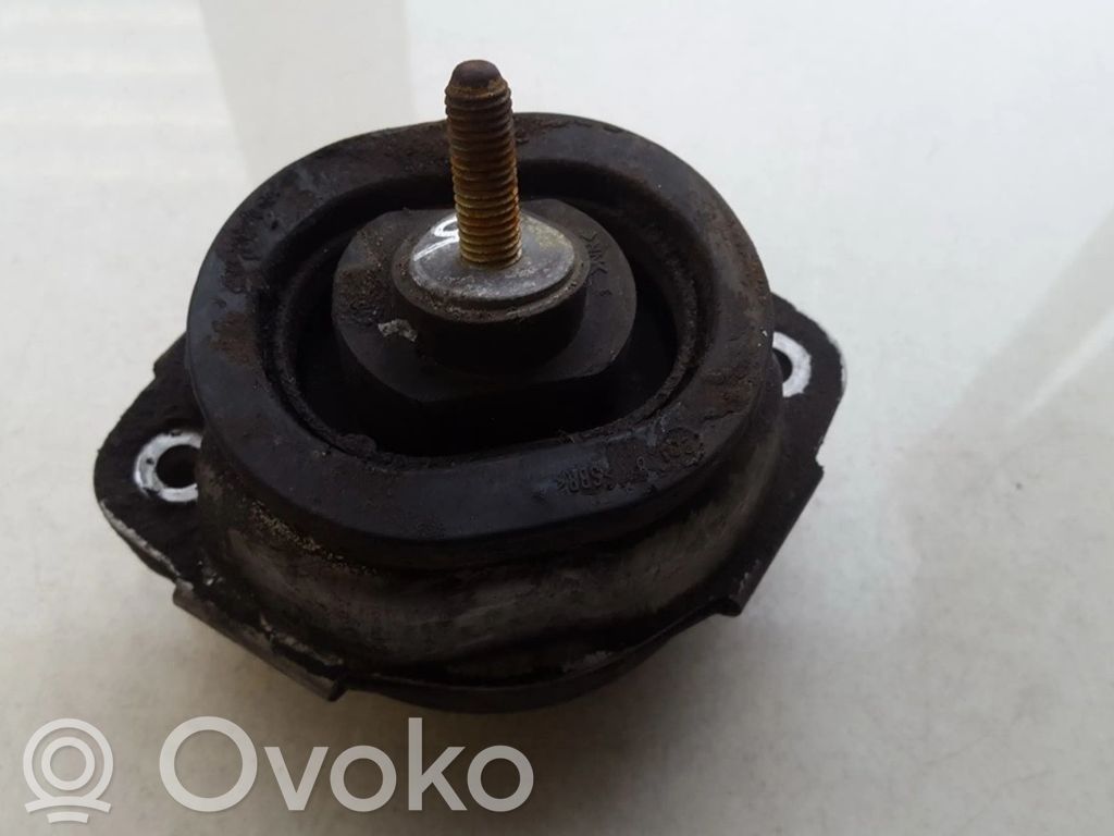 BMW X5 E53 Engine mount bracket 