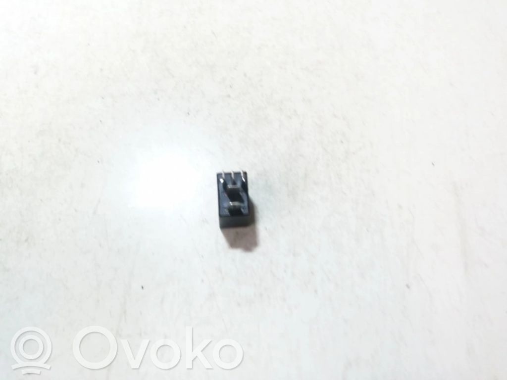 Volvo S80 Alte relee 