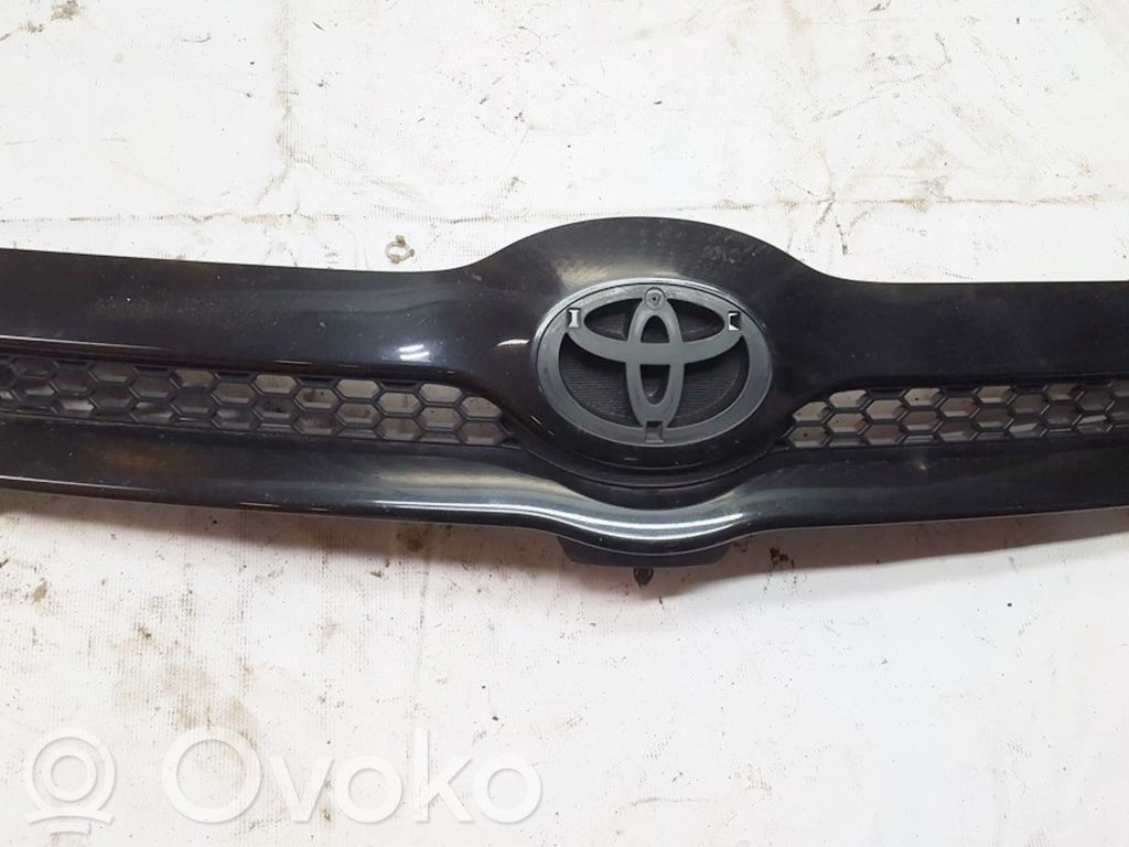Toyota Corolla E120 E130 Grilă față