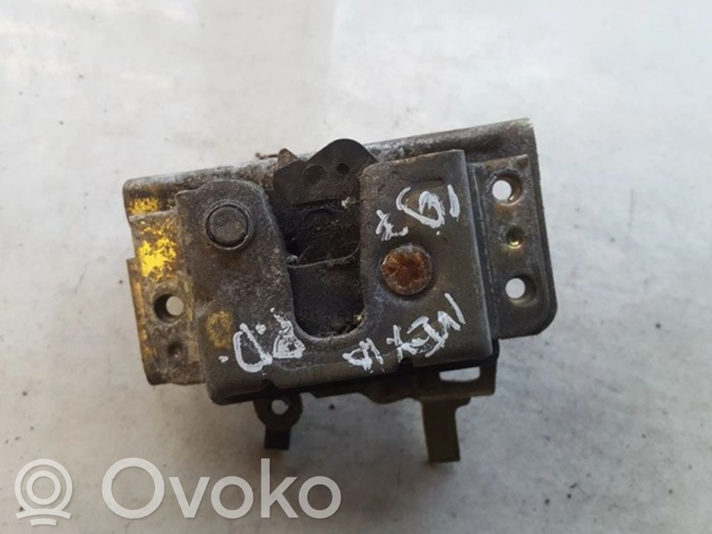 Etuoven lukko