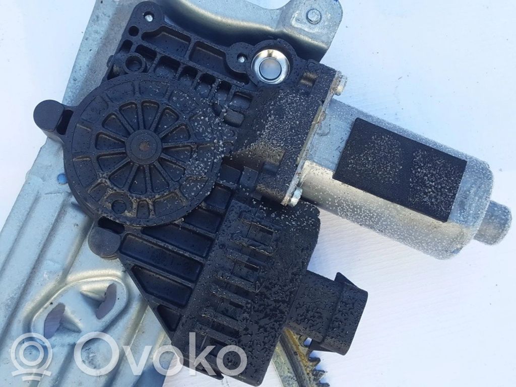 Opel Zafira B Motor macara geam ușă față 