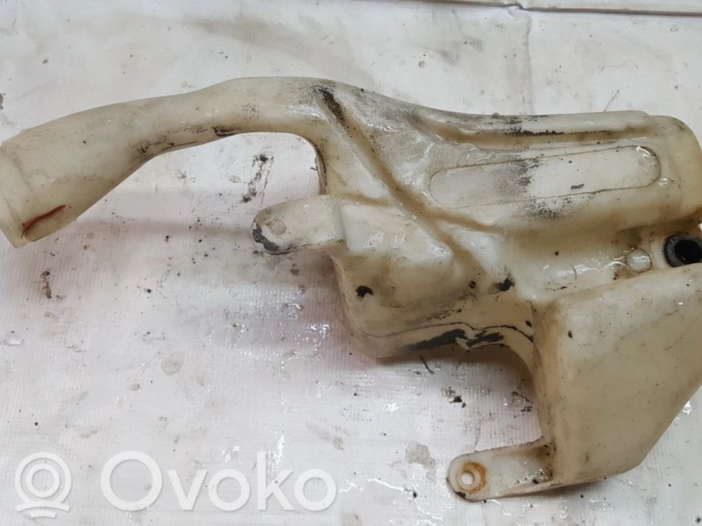 Ford Escort Langų skysčio bakelis 