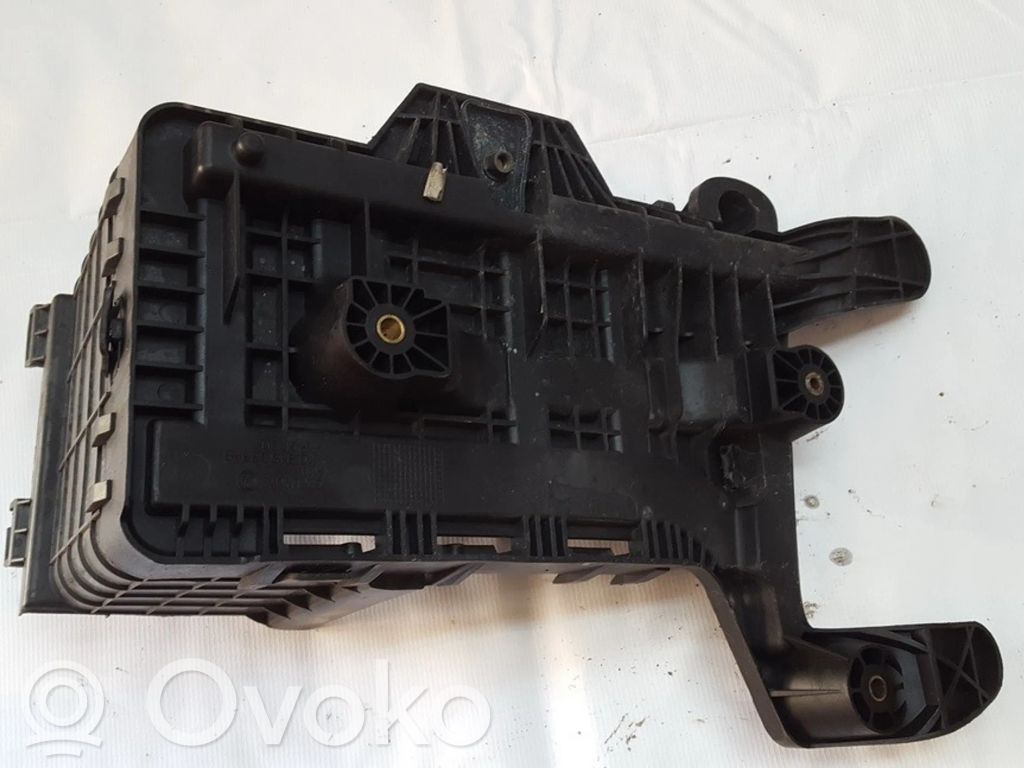Volkswagen Touran I Cutie baterie 