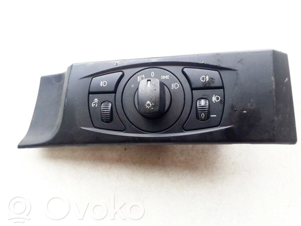 BMW 5 E60 E61 Przełącznik świateł 