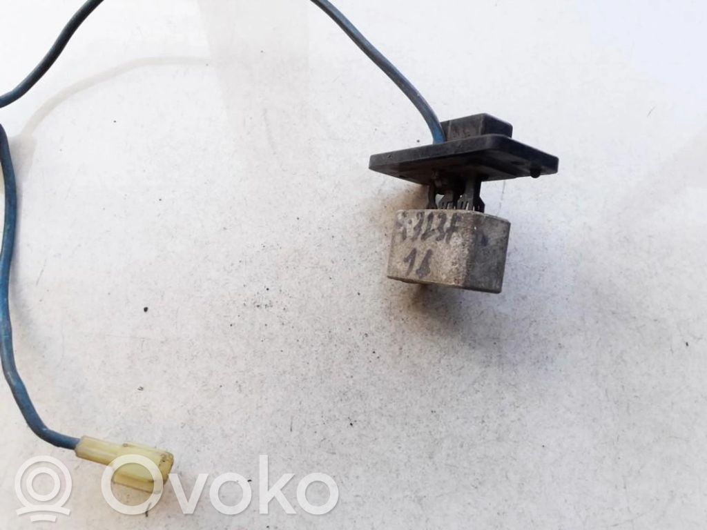 Mazda 323 F Rezystor / Opornik dmuchawy nawiewu 